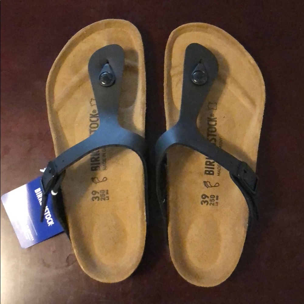 NWT black birkenstock gizah sandal size 39